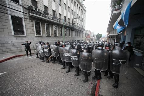 Cuatro Periodistas Heridos Y Dos Personas Detenidas Fue El Resultado De