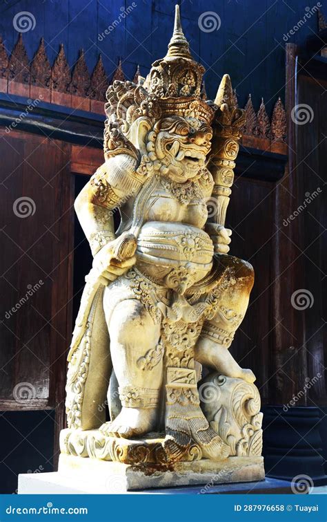 Art Sculpture and Carved Antique Guardian Hindu Statue Balinese Style ...