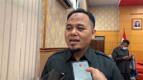 Komisi I Dprd Tampung Aspirasi Guru Honorer Kota Blitar Gopos Id