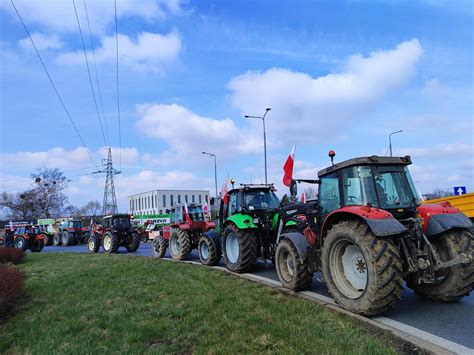 W Radomiu Trwa Protest Rolnik W Radom Eska Pl