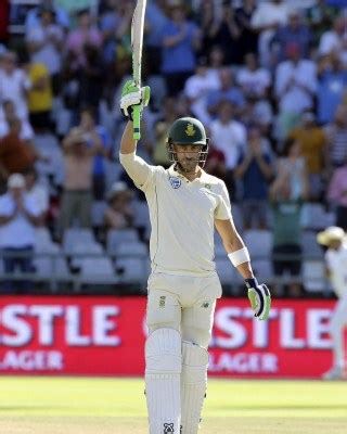 du Plessis retires from Test cricket