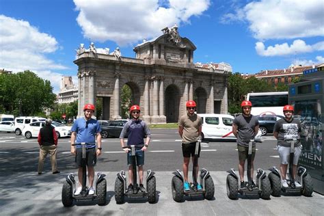 Excursão Privada em Segway no Parque do Retiro de Madri Hellotickets