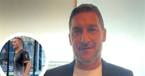 Francesco Totti Riappare Sui Social Dopo L Addio A Ilary Blasi Video