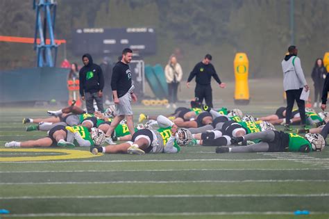 Oregon football practice observations: No unexpected absences ...