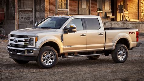 2017 Ford F-350 King Ranch FX4 Crew Cab - Wallpapers and HD Images | Car Pixel