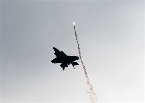 Dvids Images F 35 Demo Team Tests Flares For Aerial Routine Image