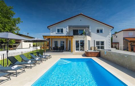 Ferienhaus Porec Tar Kroatien In Porec Tar Novasol