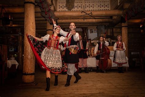 Folk Show Tour With Traditional Polish Food Krakow Direct