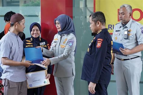 Semua Korban Kecelakaan Di Km Tol Japek Teridentifikasi Jasa