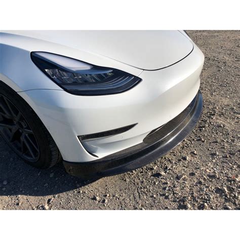 Maierev Carbon Front Spoiler Tesla Model 3