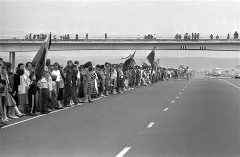 How A 600km Human Chain Saved The Baltic States History Of Yesterday