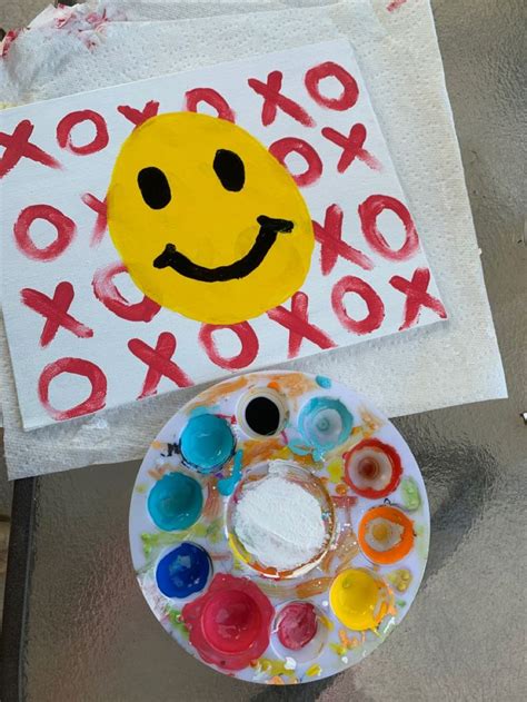 smiley face painting | Face painting, Painting, Smiley face