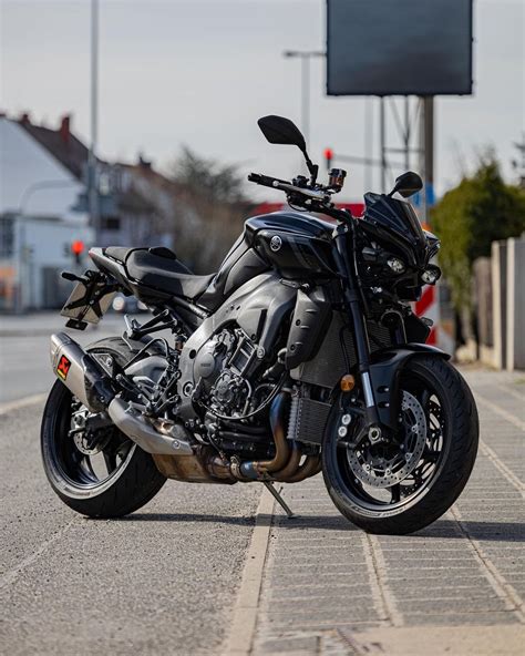 Umgebautes Motorrad Yamaha MT 10 von Yamaha Zentrum Nürnberg 1000PS de