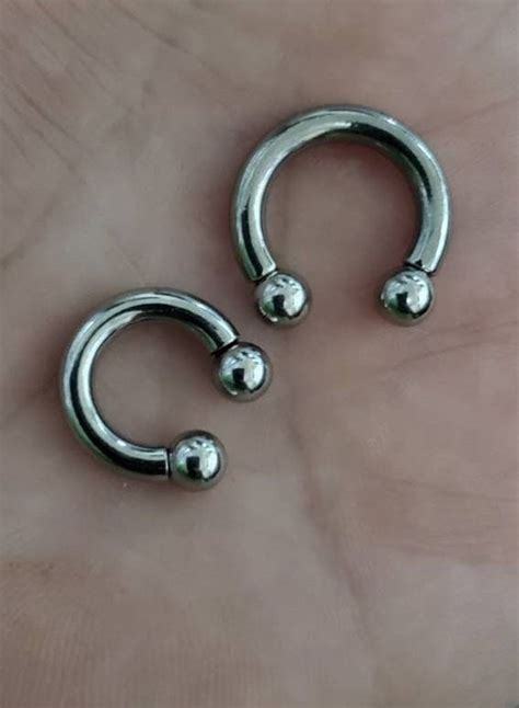 8g Circular Barbell Best Sale