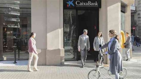 Caixabank se une a la línea de avales ICO para ayudar a obtener la