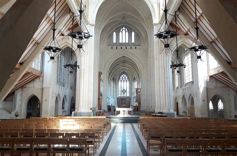 The Renaissance Choir is visiting Douai Abbey - Renaissance Choir