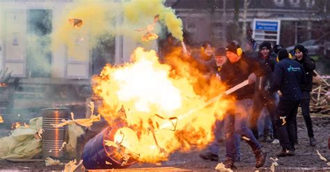 Dit Kanon Veroorzaakt De Hardste Carbidknal Van Twente Onze Ouders