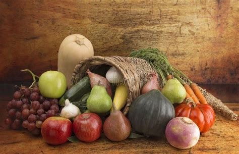 Cornucopia Filled with Fresh Fruits and Vegetables Stock Image - Image ...