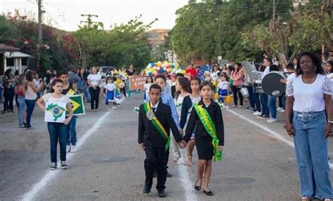 Domingo 12 25 Itaperuna divulga programação do Desfile Cívico de 7