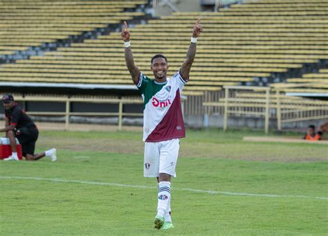 Artilheiro do Brasil em 2022 Mário Sérgio anuncia saída do Fluminense