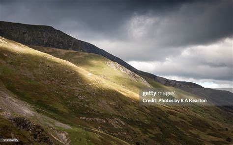 Snowdonia Mountains North Wales High-Res Stock Photo - Getty Images