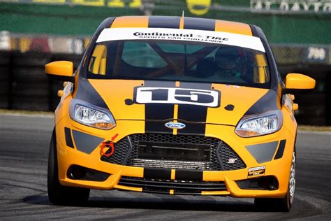 Ford Focus St R To Make Its Racing Debut At Daytona Grand Am