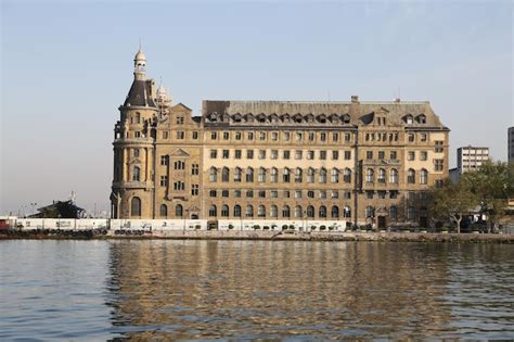 Premium Photo Haydarpasa Train Station In Istanbul City