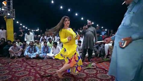 Tutak Tutak Tutitya Chahat Baloch Latest Dance Performance 2023