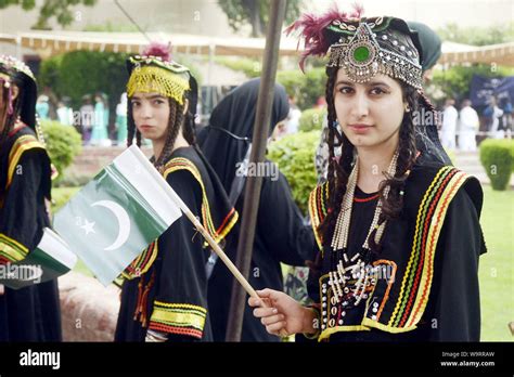 Lahore Pakistan 14th Aug 2019 People Take A Part Of 72nd