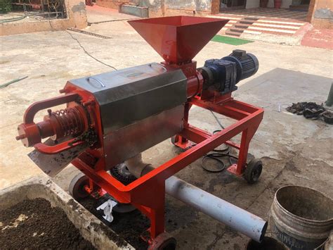 Cow Dung Dryer Powdering Dewatering Machine At Rs Cow Dung