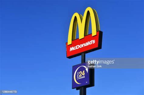 Fast Food Logos Fotografias E Filmes Do Acervo Getty Images