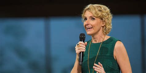 5 Jaw-Dropping Ways Elizabeth Gilbert Earns Her Fortune