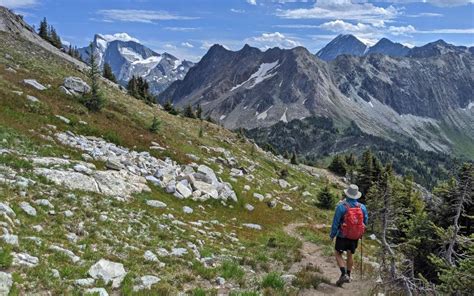 17 Of The Best Day Hikes In British Columbia Canada Off Track Travel