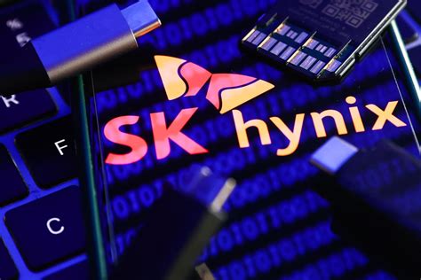 شرکت Sk Hynix با رونمایی تراشه‌های قدرتمند هوش مصنوعی از سامسونگ و