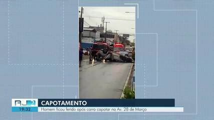 Homem Fica Ferido Ap S Carro Capotar Na Avenida De Mar O Em Campos