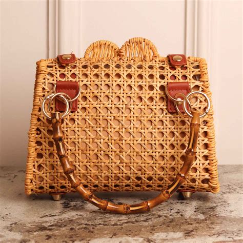 CLUTCH NUDE TRAMA ALÇA BAMBU FORMATO RETANGULAR Milene Jóias