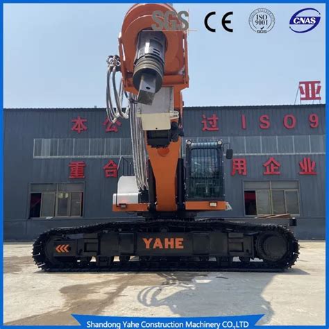 Construction Engineering Rotary Drilling Rig Manufacturer With Crawler