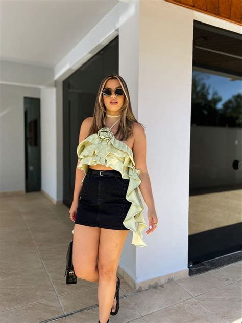 Pin De Adriane Oliveira Em Looks Femininos Em Looks Estilosos