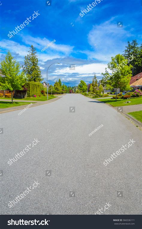 Empty Street Nice Comfortable Great Neighborhood Stock Photo Edit Now