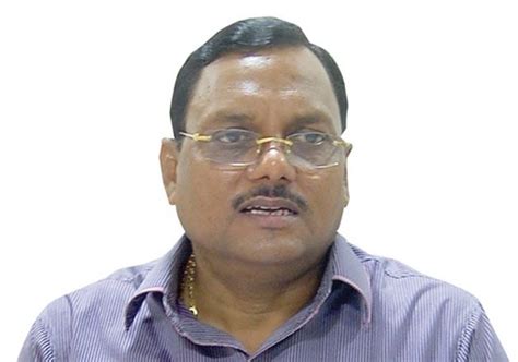 Cbi Arrests Noida Engineer Yadav Singh On Corruption Charges India