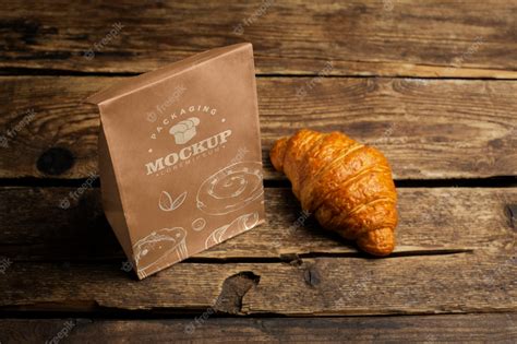 Premium Psd Dessert Packaging Mockup Design