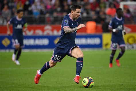 Lionel Messi Las Esperadas Im Genes Del Debut Con El Paris Saint