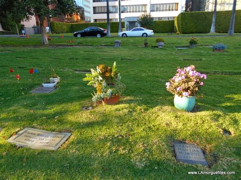 Los Angeles Morgue Files: Musician Roy Orbison's UNMARKED GRAVE 1988 ...