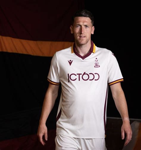 Bradford City Afc Macron Away Kit Unveiled The Kitman