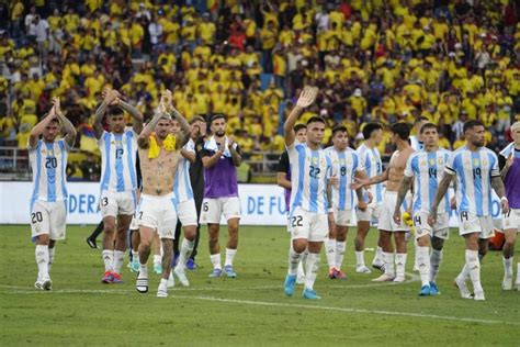 Eliminatorias Sudamericanas Argentina Contin A Como L Der Elonce