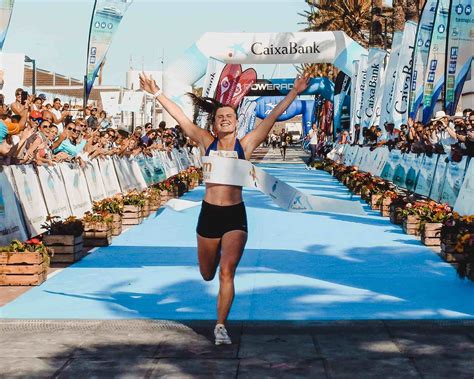 RACEVERSLAG 8KM FORMENTERA Suzanne Brummel Boot Namen Hardlopen