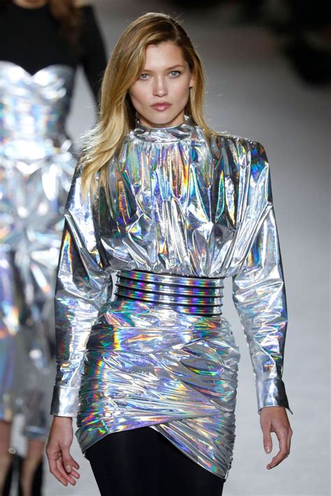 The Future is Now with Fall 2018's Holographic Trend | Fashion ...