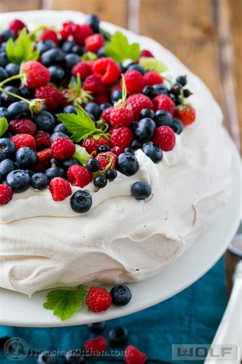 Berry Pavlova Recipe How To Make Pavlova Best Pavlova Recipe