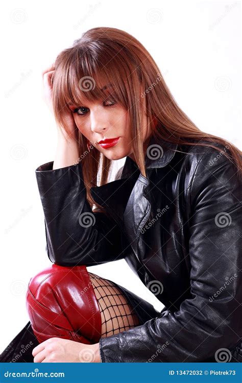 Fille Sexy Dans La Jupe En Cuir Photo Stock Image Du Collant