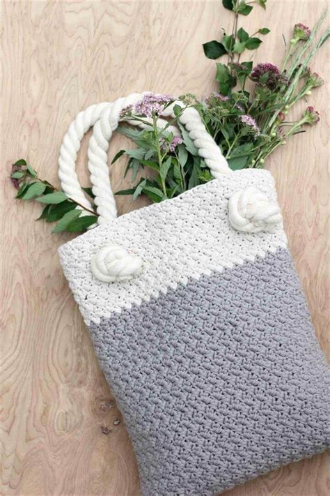 50 Diy Crochet Purse Tote And Bag Patterns Diy To Make